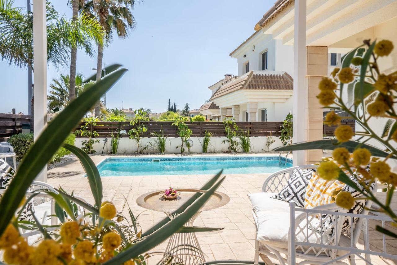 Villa Chill And Joy Paralimni Exterior foto
